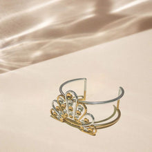 Load image into Gallery viewer, Triton's Cuff Adjustable Hand cuff