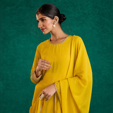 Load image into Gallery viewer, FLOW OF NILE EAR CUFF