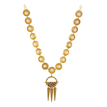 Load image into Gallery viewer, GOLD PLATED KATURI AND HALF PEARLS NECKPIECE WITH WIRE PEARL AND 3 POKES PENDENT