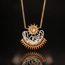 Load image into Gallery viewer, Solar Beam Long Pearl necklace