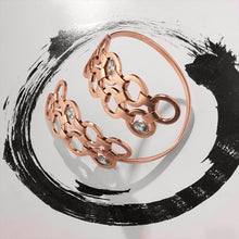 Load image into Gallery viewer, Crystal Serpent Gold and Crystal Hand Cuff