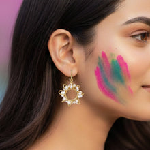 Load image into Gallery viewer, Sunburst Pearl Hoops