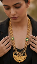 Load image into Gallery viewer, Gold Toned Ball Chain Mayura Necklace With Green Crystals