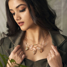 Load image into Gallery viewer, Lush foliage necklace