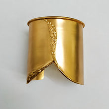 Load image into Gallery viewer, Gold plated cuff Engraved Patti on center worn by Samyuktha Menon & Ramya Pasupuleti