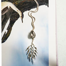 Load image into Gallery viewer, Silver Fields Necklace