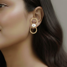 Load image into Gallery viewer, Aphrodite’s Knots Pearl Loop Earrings