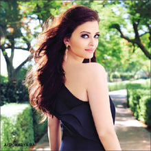 Load image into Gallery viewer, Gold Toned Acrylic Cone Filigree Earrings Worn By Aishwarya Rai