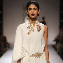 Load image into Gallery viewer, ACRYLIC PIPE NECKPIECE WORN BY POONAM KAUR