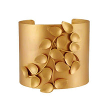 Load image into Gallery viewer, Gold Twig &amp; Leaf Cuff
