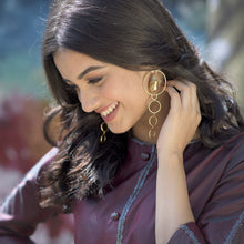 Load image into Gallery viewer, Encircle Me shoulder drop earring