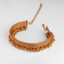 Load image into Gallery viewer, GOLD PLATED 3D CHAIN GHUNGROO CHOKER