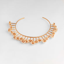 Load image into Gallery viewer, Pearl Bunch Sensational Choker