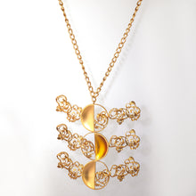 Load image into Gallery viewer, Chain link necklace with swirl motif pendant