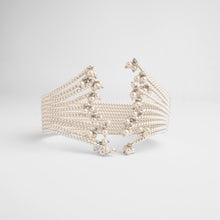 Load image into Gallery viewer, Pearl twist arm band
