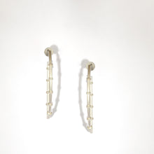 Load image into Gallery viewer, Idyllic Field Earring in Silver - Worn by Kajal Aggarwal & Lavanya Tripati & Samyuktha Menon