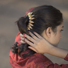 Load image into Gallery viewer, MAIZE DECADENCE NECKLACE AND HAIR BUN ACCESSORY worn by Allu Sneha Reddy