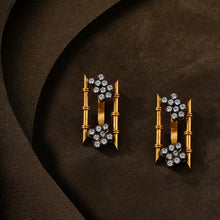 Load image into Gallery viewer, Everlasting element ear button in gold tone