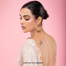 Load image into Gallery viewer, Gold-plated reefs & pearls Earrings worn by samyukta menon