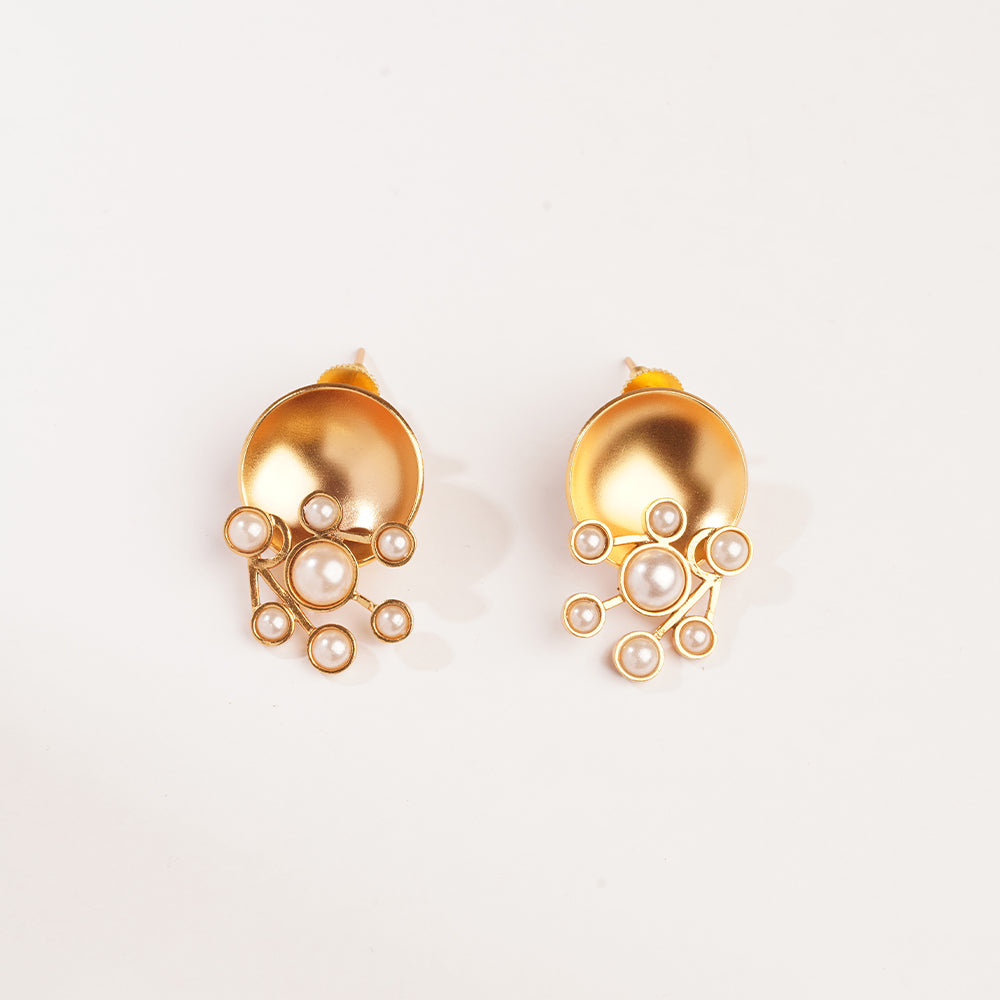 GOLD PLATED ROUND KATURI AND CLUSTER PEARLS STUD