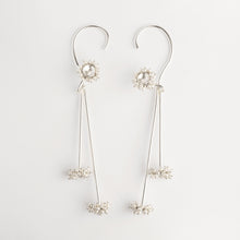 Load image into Gallery viewer, Pearl Bunch Shoulder Duster