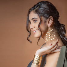 Load image into Gallery viewer, Gold Twig & Leaf Cuff