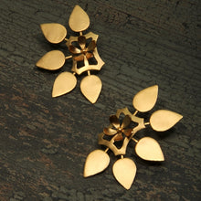 Load image into Gallery viewer, buy-earrings-online