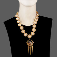 Load image into Gallery viewer, GOLD PLATED KATURI AND HALF PEARLS NECKPIECE WITH WIRE PEARL AND 3 POKES PENDENT
