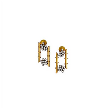 Load image into Gallery viewer, Everlasting element earring in gold tone