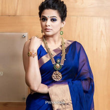 Load image into Gallery viewer, gold-rose-vine-cuff-with-green-crystals-worn-by-priyamani