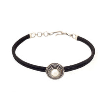 Load image into Gallery viewer, Contemporary Spiral armband