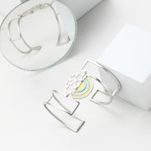 Load image into Gallery viewer, SILVER TONED SPLICED CUFF WITH DOTTED & SPLIT ACRYLIC ARCS