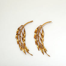 Load image into Gallery viewer, Bright bloom hair accessory