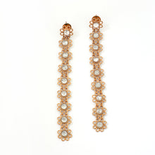 Load image into Gallery viewer, Wild thing statement earring