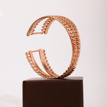 Load image into Gallery viewer, SAND DUNES WIRE CUFF
