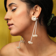 Load image into Gallery viewer, Pearl Bunch Shoulder Duster