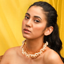 Load image into Gallery viewer, Pearl Bunch Sensational Choker