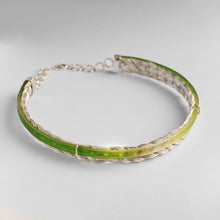 Load image into Gallery viewer, Limited Edition Rope and Coloured Acrylic choker ( Green)