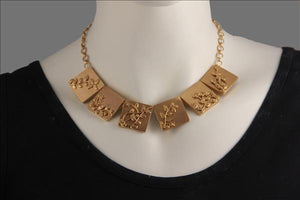 Kaj foliage brick gold neckpiece