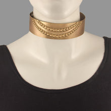 Load image into Gallery viewer, Choker with metal detailing
