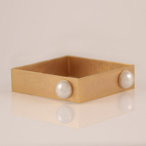 SQUARE BANGLE WITH HALF PEARLS ON 4 CORNERS