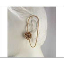 Load image into Gallery viewer, GOLD PLATED GHUNGROO KANUTI EARRING
