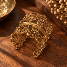 Load image into Gallery viewer, Gold Double Swirl Cuff Worn by Dia Mirza
