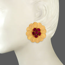 Load image into Gallery viewer, Gold coin earrings with ruby toned crystals
