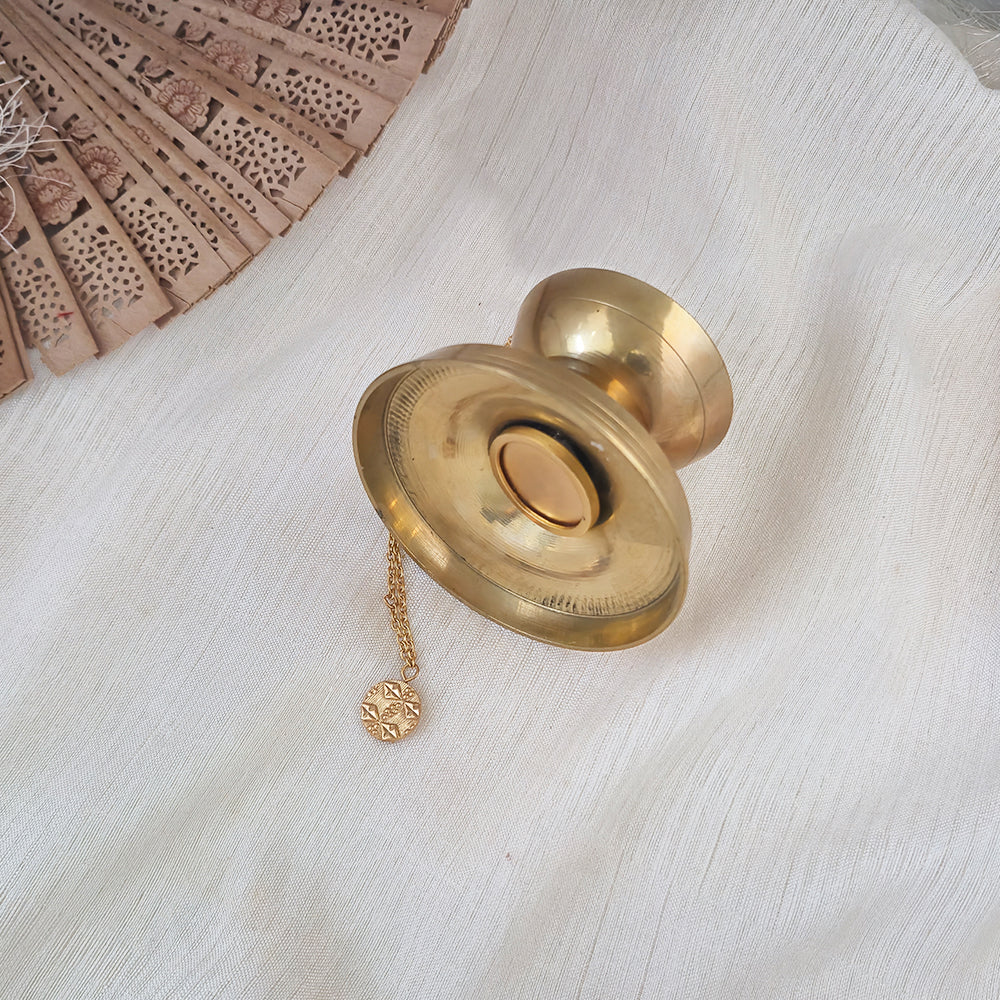 Gold Modern Lumba Rakhi Chain – Suhani Pittie
