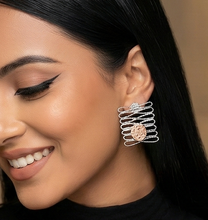Load image into Gallery viewer, DUNES OF SAND EARRING
