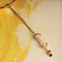 Load image into Gallery viewer, Lumba with tulsi Beads &amp; Gold Chain Links
