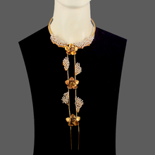 Load image into Gallery viewer, NECKPIECE WITH WIRE PEARLS AND MAGNOLIA FLOWERS
