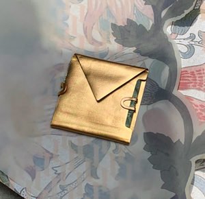 22k gold-plated envelope for gifts