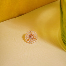 Load image into Gallery viewer, Pearl Polki Flower Bindi
